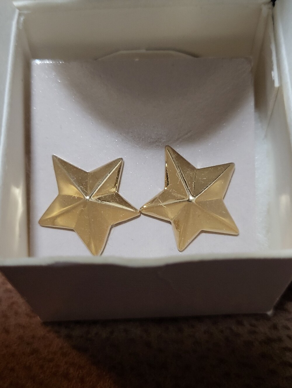 Vintage New In Box 1985 Avon Star Struck Pierced Stud Earrings